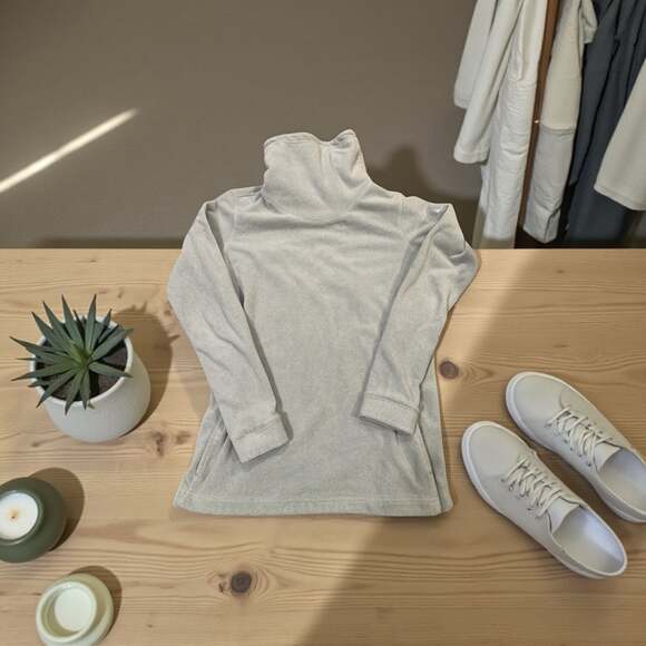 Nike Tops - Nike Therma-fit Women's Fleece Training Pullover Funnel Neck Sweatshirt Gray